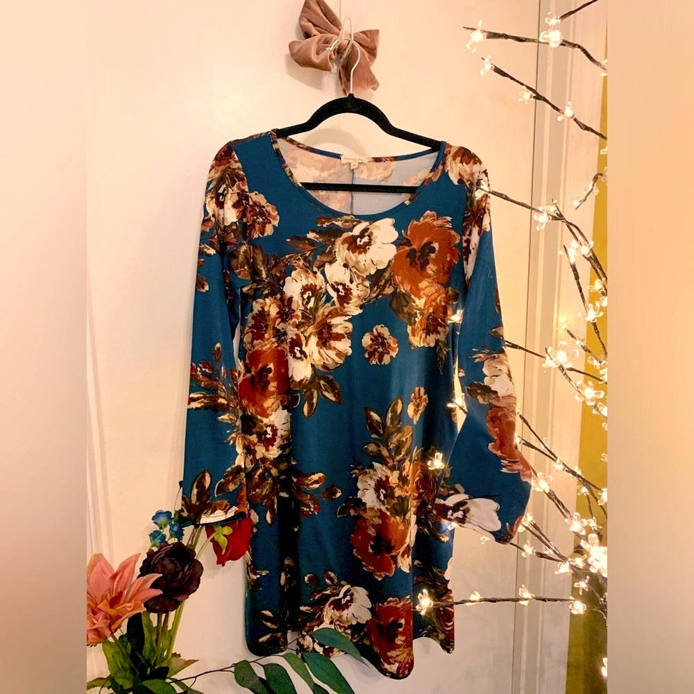 ๐ฑSweet Pea Floral Dress Heather Blue Green - Picture 3 of 7